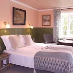 Sevletunet And Bed & Breakfast Rodberg