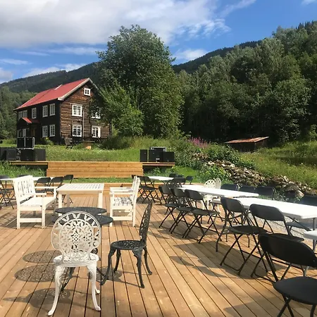 Bed & Breakfast Sevletunet And 4*