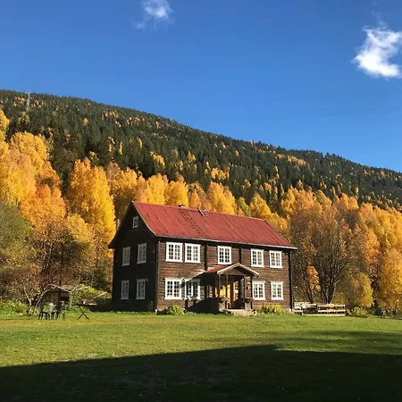 Sevletunet And Bed & Breakfast 4*