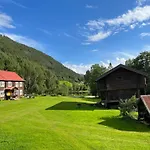 Sevletunet And 4*